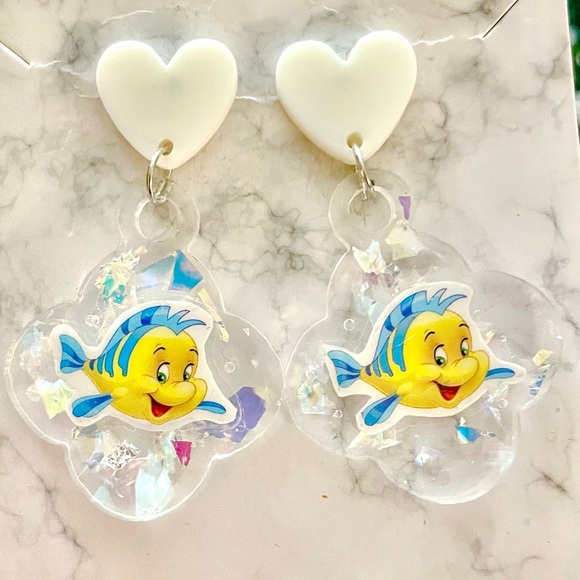 Flounder Acrylic Earrings - Picture 1 of 4